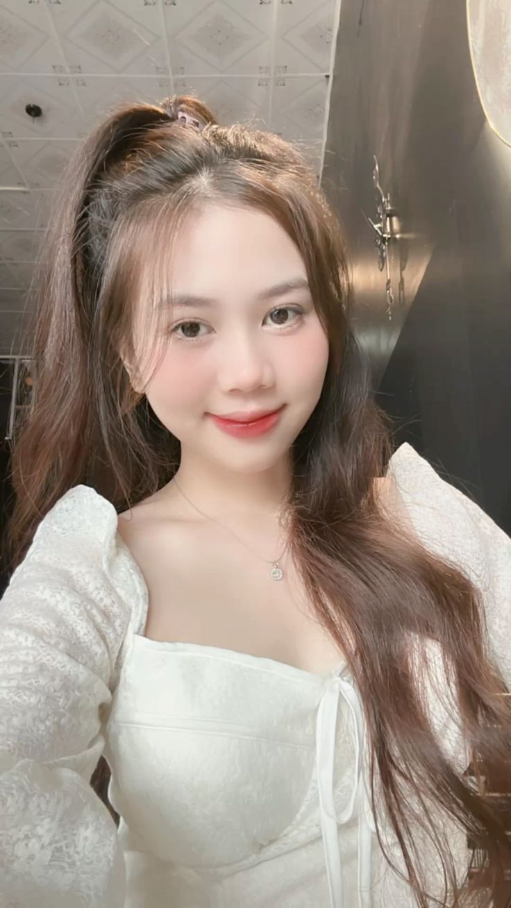 Tuyết Mai, 21 tuổi ở Hà Nội